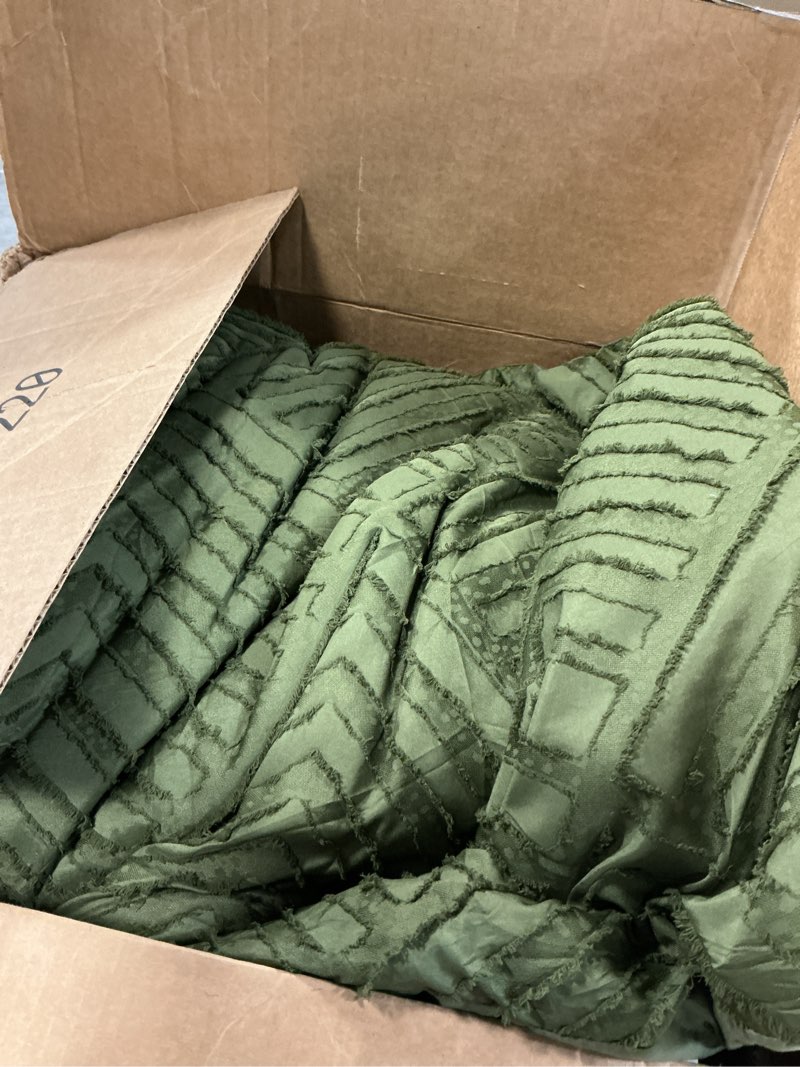 Condition photo showing As Is for litanika olive green king size comforter set, 3 pieces tufted boho farmhouse bedding comforter sets, lightweight fluffy comforter bed set for all season (104x90in comforter and 2 pillowcases) 06-olive green king (104"x90")