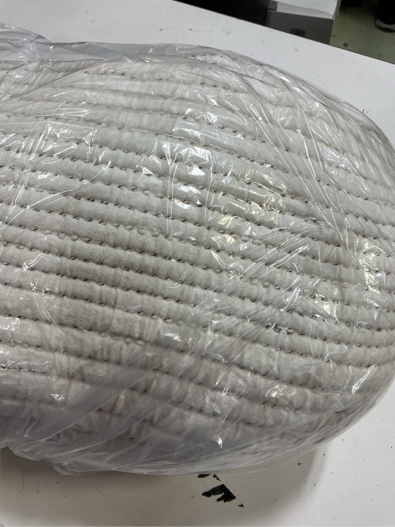 Condition photo showing Good Condition for organic cotton channel stitch coverlet, king/cal king, undyed