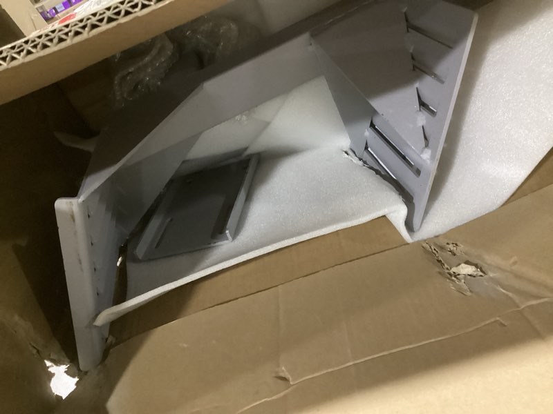 Condition photo showing Good Condition for gadfish trailer steps, heavy duty boat trailer steps with 3 steps, boat steps for trailer, boat trailer tongue steps with handle, suitable for 4 x 4 inches trailer frame, silver