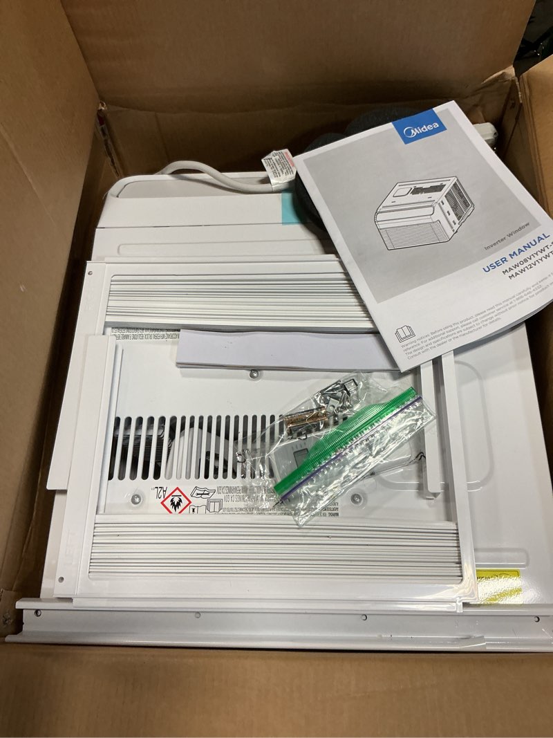 Condition photo showing Good Condition for midea 12,000 btu smart inverter window ac, cools up to 550 sq. ft