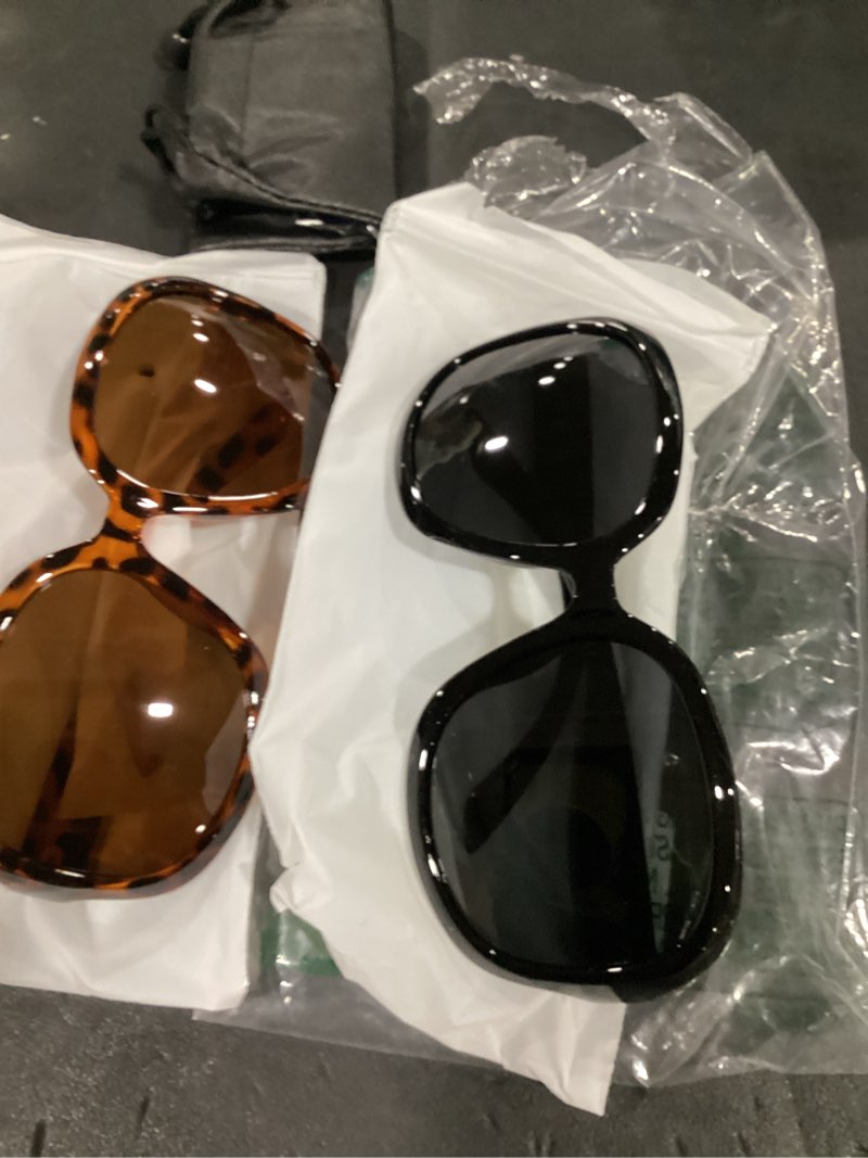 Condition photo showing Good Condition for miyya bug eye oversized polarized sunglasses womens, trendy retro sun glasses for women 2025, oversized uv protection shades