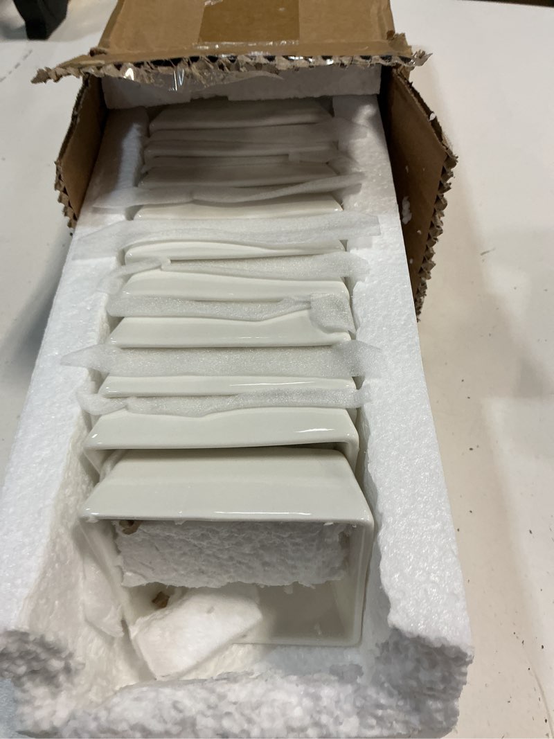Condition photo showing Good Condition for foraineam 10-piece porcelain ramekins, 4 ounce ramekin bowl set square baking dipping bowls