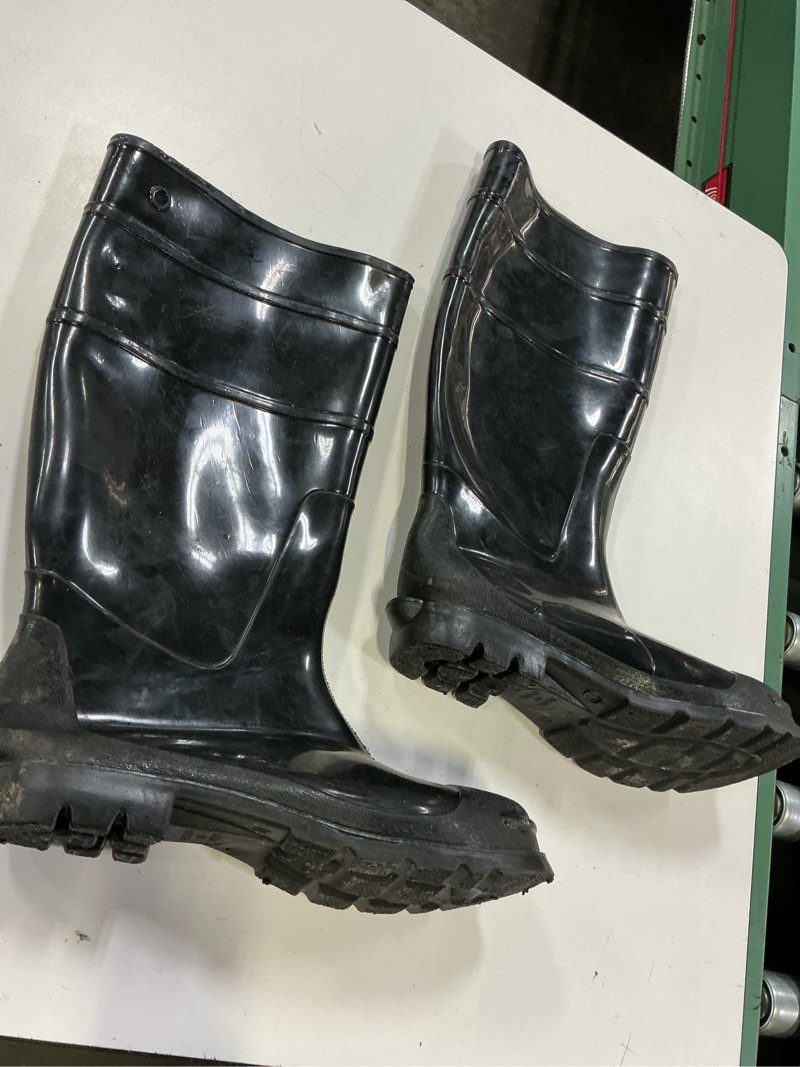 Condition photo showing As Is for safety works adult unisex black waterproof steel toe boots size: 11