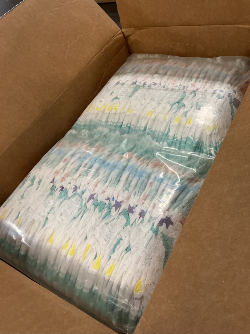 Condition photo showing New/Like New for pampers training pants - easy ups boys & girls bluey - size 3t-4t, 124 count, children's potty underwear (packaging may vary) 3t-4t 124