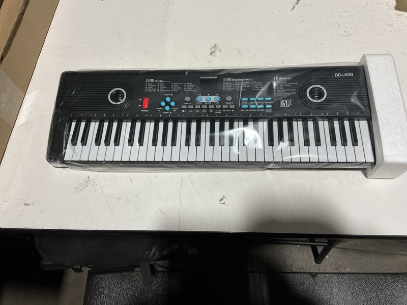 Condition photo showing New/Like New for Upgrade Keyboard Piano for Kids Beginners 61 Key Electronic Piano Keyboard with LED Screen Microphone Musical Instrument Toys for 3 4 5 6 7 8 Year Old Boys Girls Gifts