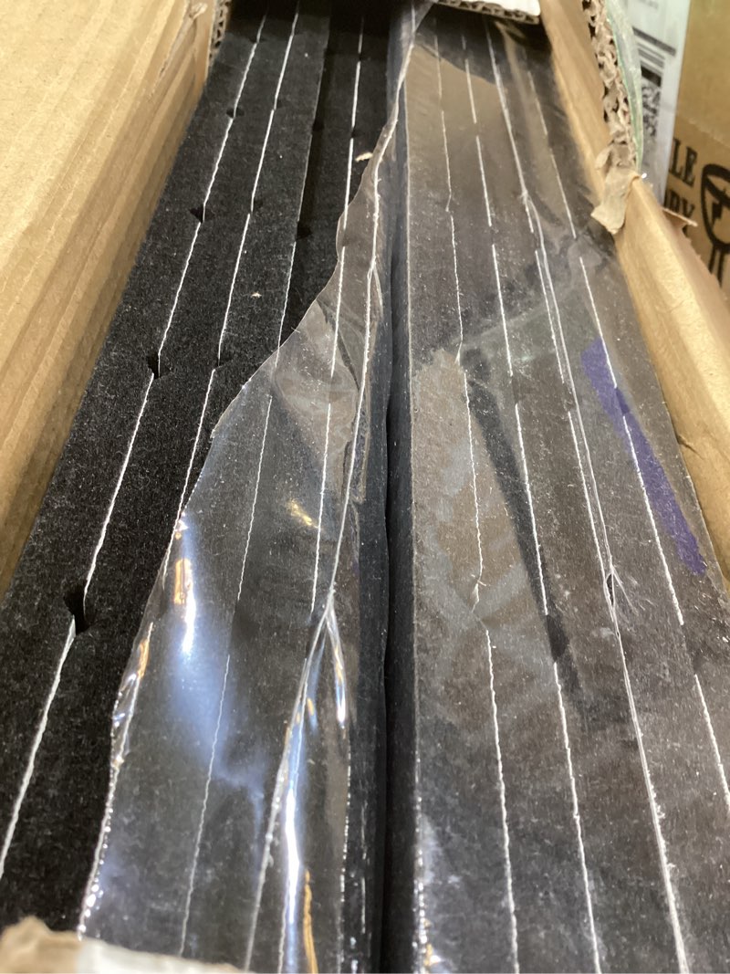 Condition photo showing New/Like New for umiacoustics 4 pcs acoustic panels, 2“ thick 23.6" x 11.8" fiberglass sound proof wall panels, sound absorbing panels for studios, office, home theater. deep black