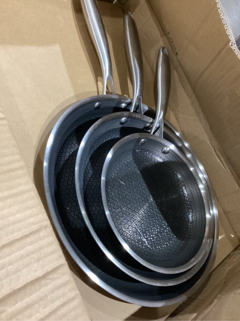 Condition photo showing Good Condition for COOKER KING Stainless Steel Pans Set of 3 (8+10+12 Inch), Nonstick Frying Pans, Induction Pan Set, Chef's Pan, Skillets Dishwasher & Oven Safe, Stay-Cool Handles, Compatible with All Cooktops Stainless Steel 8 10 12 Inch
