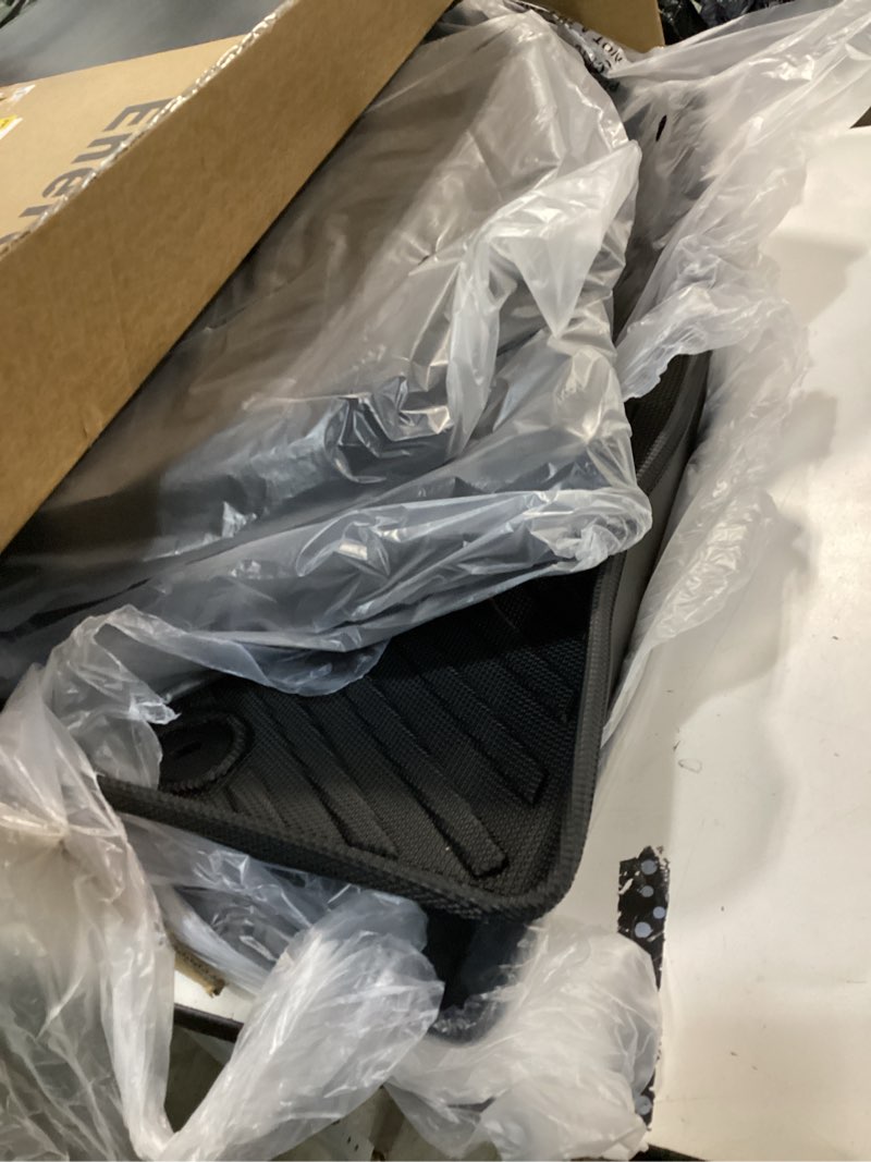 Condition photo showing Good Condition for TPE All-Weather Floor Mats for 2023 2024 2025 2026 Kia Sportage Accessories | Custom Fit for Sportage (Gasoline) 1st-2nd Floor mats, Heavy-Duty, Non-Slip, Black Interior Car Mats 3Pcs 1st-2nd Floor Mats 3pcs