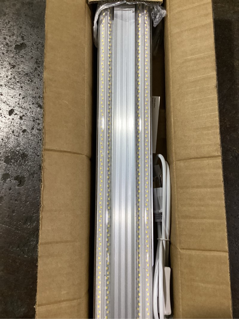 Condition photo showing Good Condition for 6 pack 100w 8ft led shop light, super bright 15000lm 5000k v shape 8' led shop lights, linkable 8 foot led shop lights for garage warehouse, supermarket, basement, barn, storage area 8ft-100w-6apck