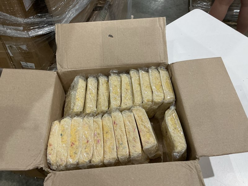 Condition photo showing Good Condition for incomplete suet cake jumbo mixed 20 pack | 10 peanut & 10 berry 10.5 oz. suet cakes for wild birds