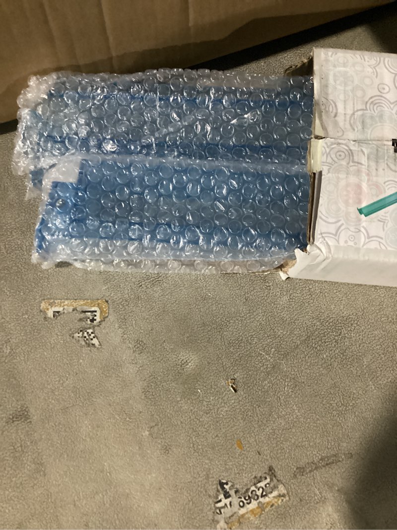 Condition photo showing Good Condition for mahjong racks with pushers 4pcs set majiang tile holder acrylic mahjong racks accessories and gifts bling blue