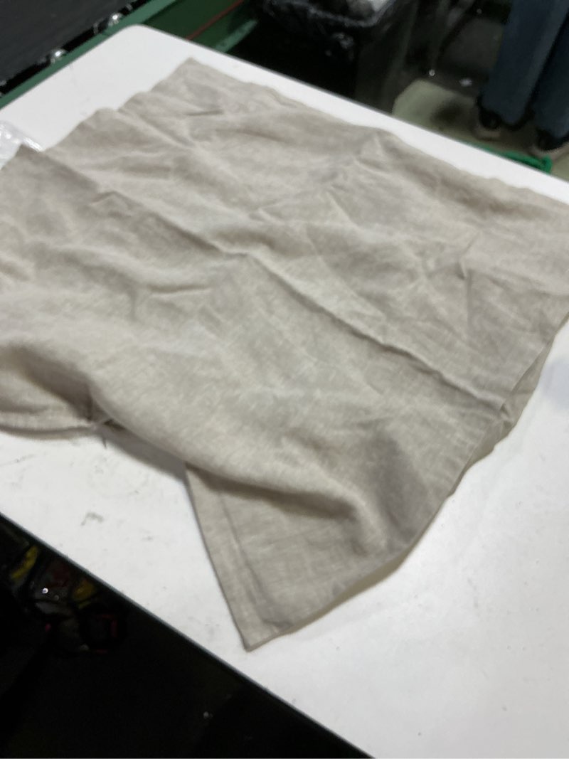Condition photo showing Good Condition for quince 100% linen euro sham 26”x26” sand