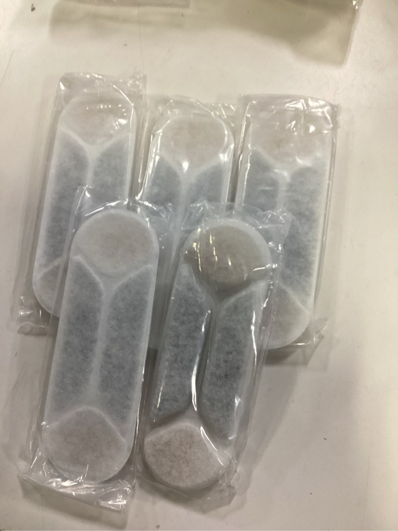 Condition photo showing Good Condition for UPSKY 2.25Gal Elevated Dog Water Fountain Filter, 5 Pcs Replacement Filters, Multi-Layer Filtration System Carbon Filters Compatible with 8.5L/2.25Gal 4 Heights Adjustable Fountain 5 Pcs Filters for 8.5L Elevated Dog Fountain