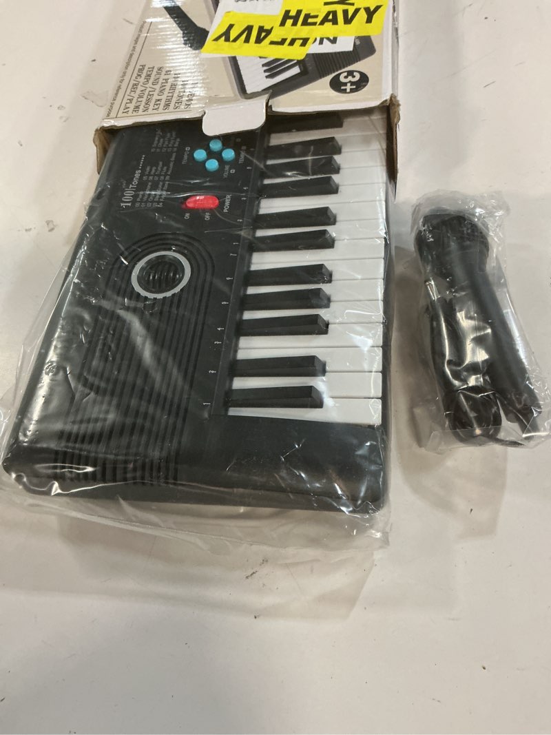 Condition photo showing New/Like New for 61 keys keyboard piano, Electronic Digital Piano with Built-In Speaker Microphone, Portable Keyboard Gift Teaching for Beginners, electric piano for kids Black