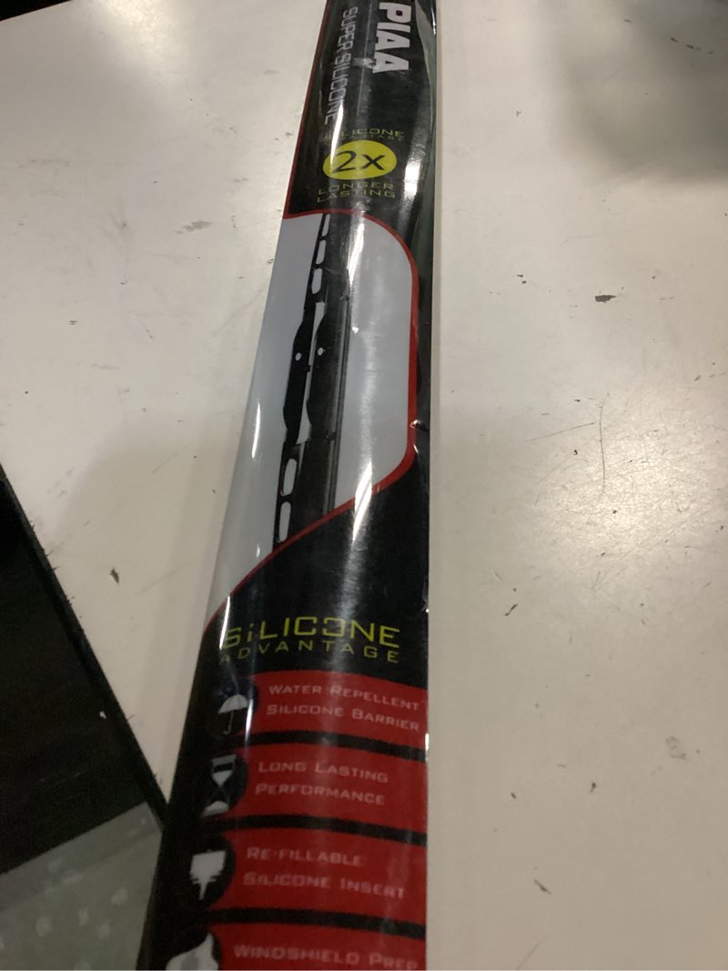 Condition photo showing Good Condition for piaa 95045 super silicone wiper blade - 18" 450mm (pack of 1) 18 inches