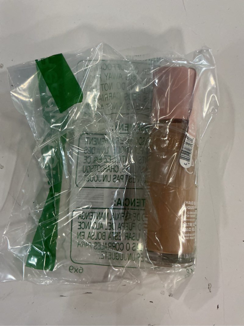 Condition photo showing New/Like New for e.l.f. Halo Glow Liquid Filter, Complexion Booster For A Glowing, Soft-Focus Look, Infused With Hyaluronic Acid, Vegan & Cruelty-Free, 3.5 Medium 1.06 Fl Oz (Pack of 1) 3.5 Medium