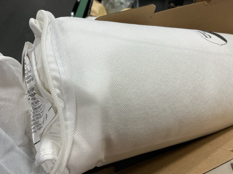 Condition photo showing New/Like New for Beckham Hotel Collection Queen Size White Pillow Protector with Zipper Set of 2, Soft and Breathable Cotton Pillow Protector Covers Queen 2.0