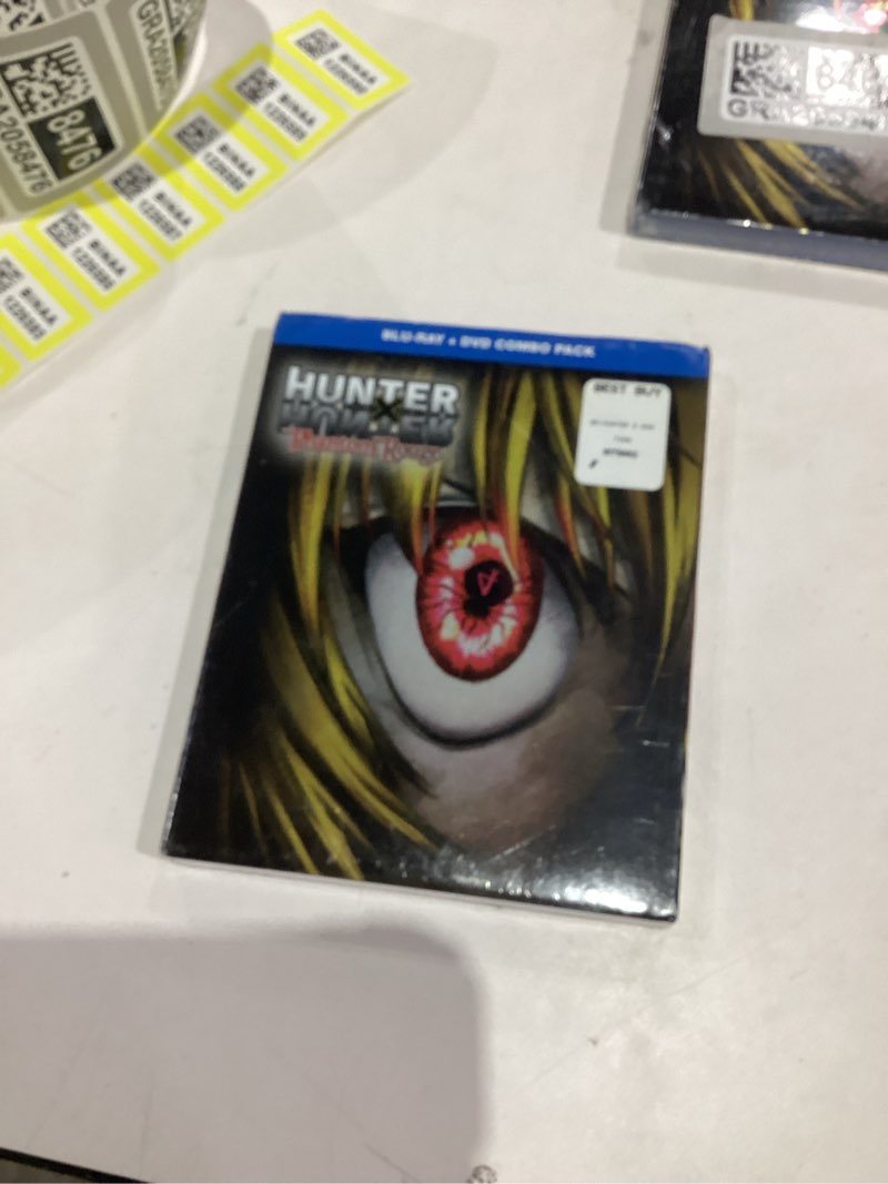Condition photo showing New/Like New for VIZ Media Hunter x Hunter: Phantom Rouge (BD Combo Pack) [Blu-ray]