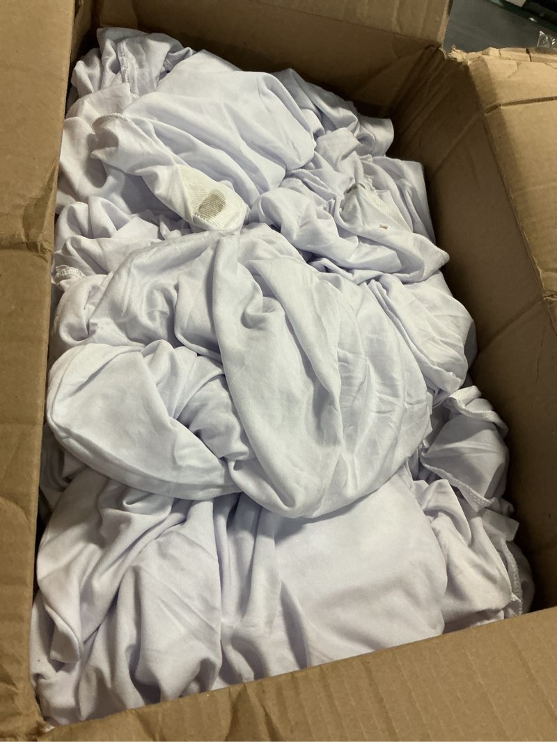 Condition photo showing As Is for VEVOR Stretch Spandex Folding Chair Covers, Universal Fitted Chair Cover, Removable Washable Protective Slipcovers, for Wedding, Holiday, Banquet, Party, Celebration, Dining (50PCS White) 50PCS White-c