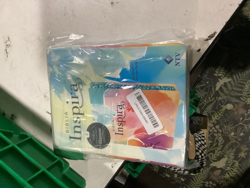 Condition photo showing New/Like New for biblia inspira ntv con filament (sentipiel, paraíso floral) (spanish edition)