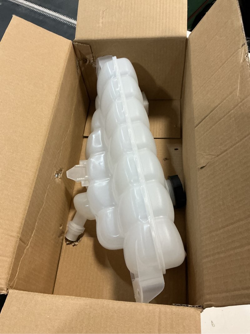 Condition photo showing Good Condition for 603-318 Coolant Reservoir Tank with Cap - Compatible with Ford F-150 2015-2024, Expedition 2018-2024, Lincoln Navigator 2018-2024 - Replaces FL3Z-8A080-A - Engine Coolant Overflow Recovery Tank