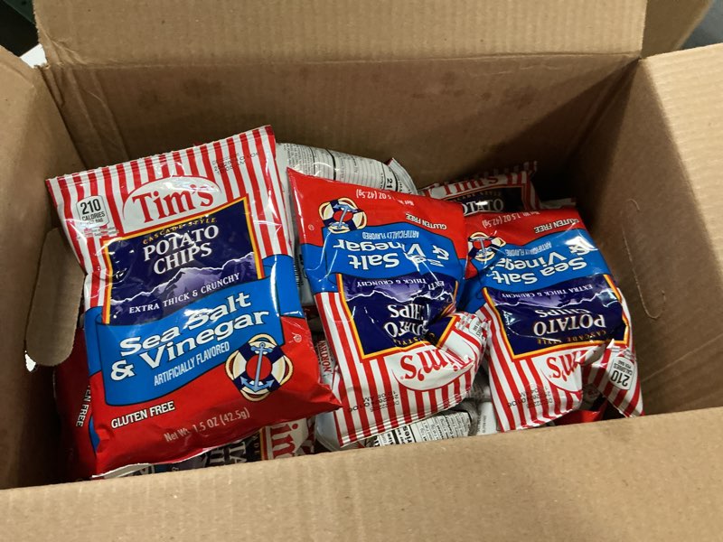 Condition photo showing New/Like New for ( dec/ 22/2025)Tim's Cascade Style Potato Chips, Variety Pack, 30 Count