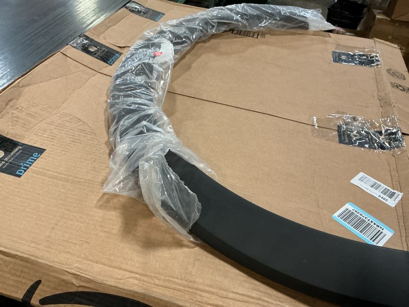 Condition photo showing Good Condition for rear right fender flare trim wheel arch molding for transit 150 250 350 2015-2023 accessories, replace oem # ck4z61280k96ac, fo1791121, passenger side, 1pc
