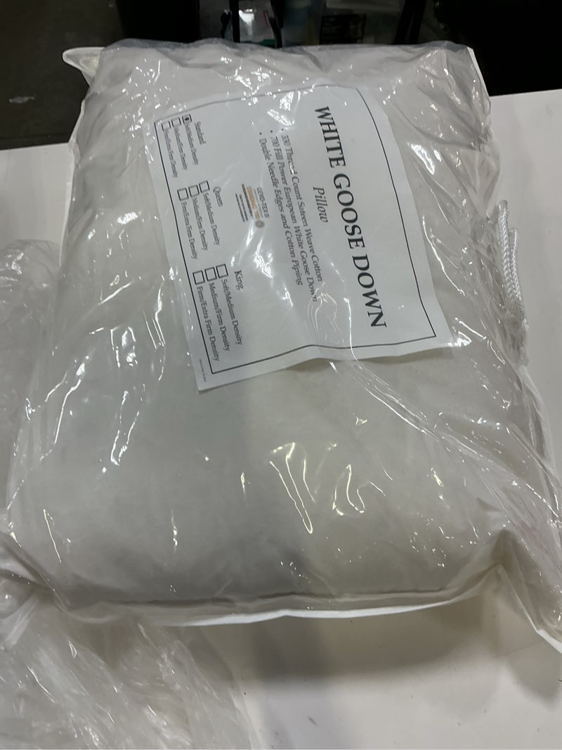 Condition photo showing Good Condition for quince luxe goose down pillow, standard, soft