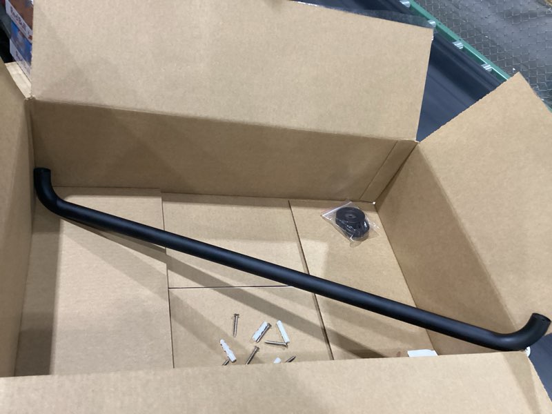 Condition photo showing Good Condition for Metal Industrial Stairs Grab Wall Handrail Staircase Steps Indoor Exterior Outdoor Deck Hand Rail Safety Grab Bar Handle for Stairs Bars Wall Elderly Grab Frame Pipe (32 Inch 1 Pack)