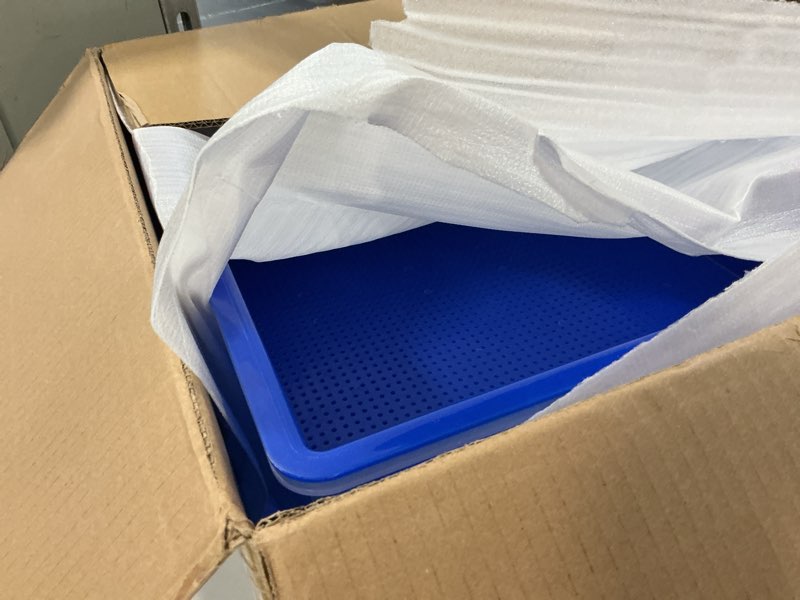 Condition photo showing Good Condition for clean stream cat litter box – no litter system, rinse & drain design, mess-free natural system, no tracking, eco-friendly, highly sanitary and easy clean.