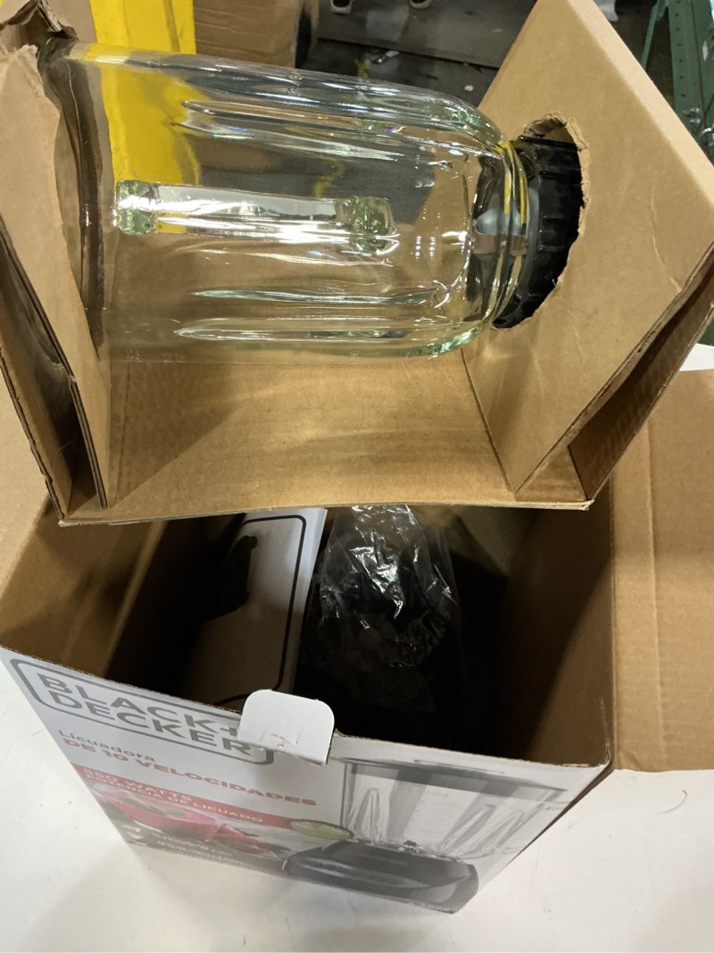 Condition photo showing Good Condition for BLACK+DECKER Countertop Blender with 6-Cup Glass Jar, 10-Speed Settings, Black, BL2010BG