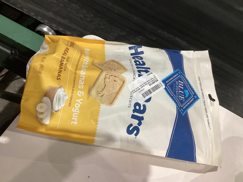 Condition photo showing New/Like New for Blue Buffalo Health Bars Crunchy Dog Biscuits, Oven-Baked Dog Treats Made with Natural Ingredients, Bananas & Yogurt, 16-oz Bag Banana & Yogurt 16 Ounce