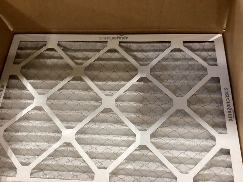 Condition photo showing Good Condition for amazon basics merv 5 ac furnace air filter, 16x25x1 inches, 6-pack (actual size: 15.75" x 24.75" x 0.75")