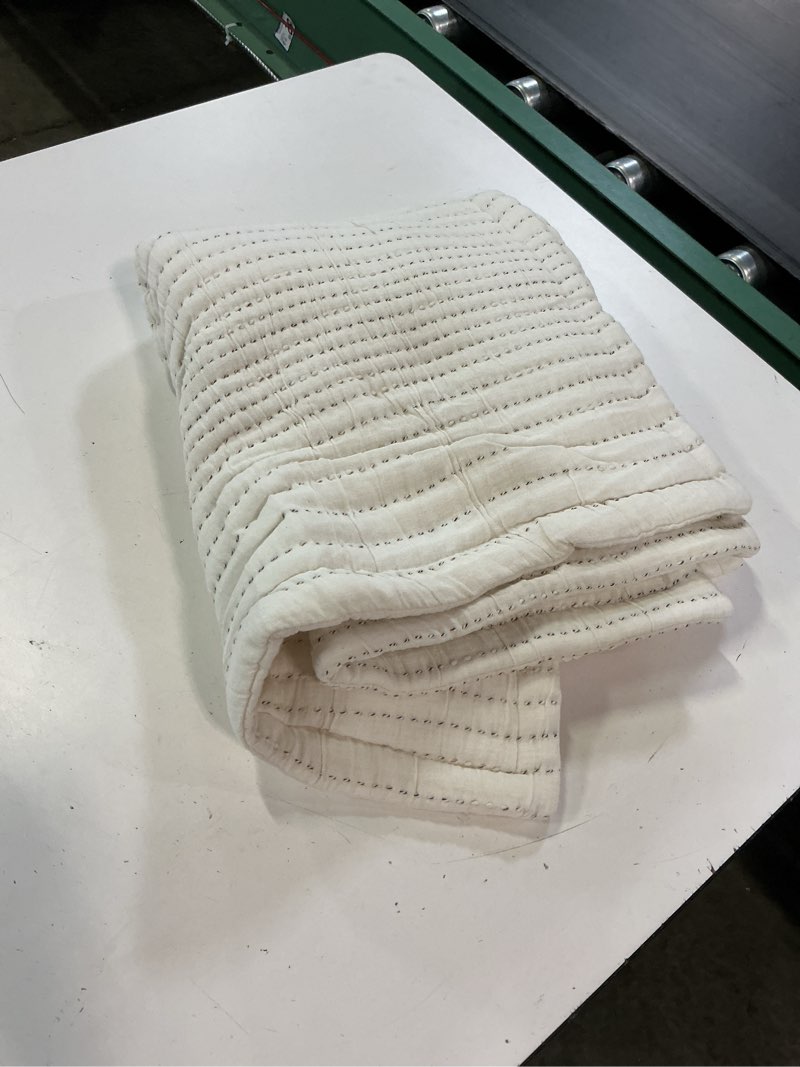 Condition photo showing Good Condition for organic cotton channel stitch sham set, standard, undyed