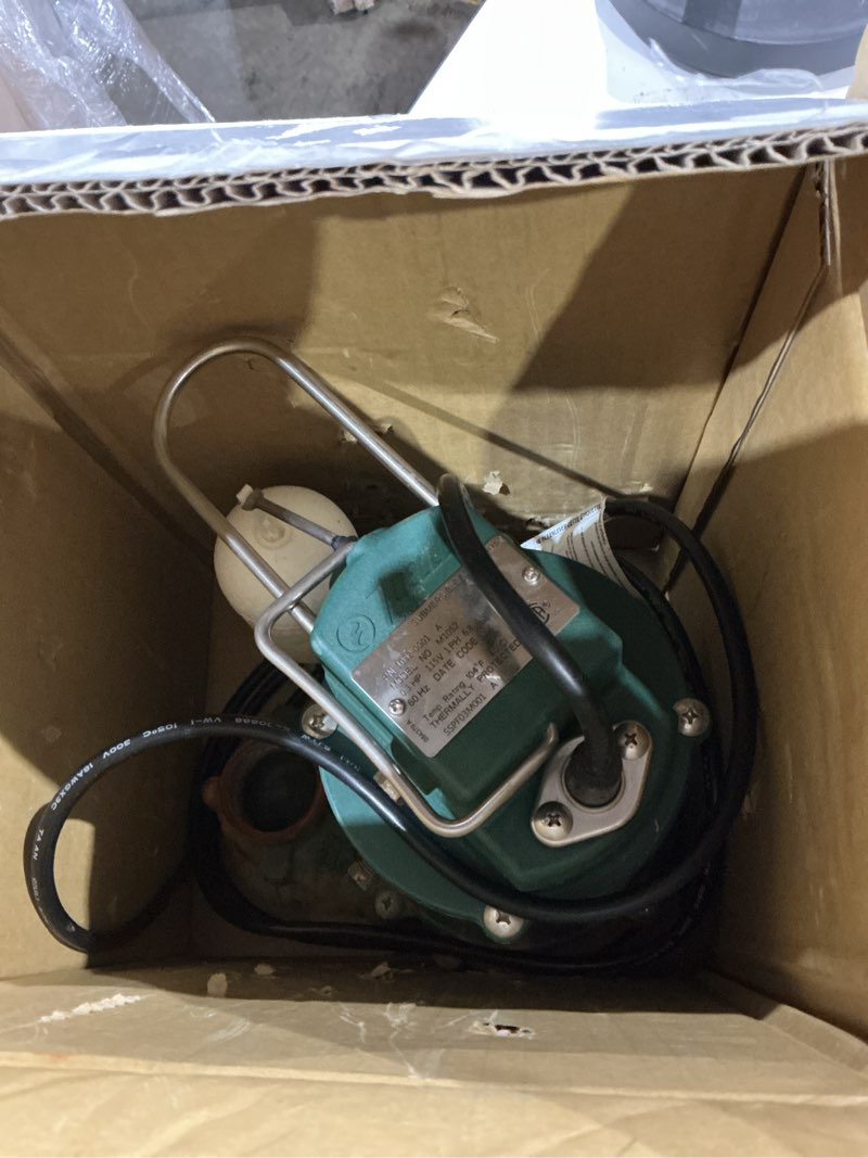 Condition photo showing As Is for zoeller 1/3 hp 2880 gph cast iron vertical float switch ac submersible sump pump