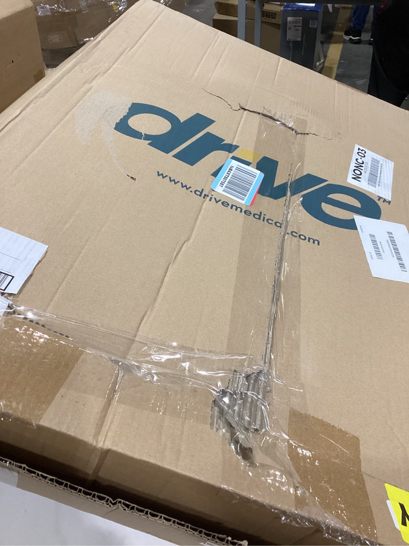 Condition photo showing Good Condition for Walker Adlt 2but w/5 whl.1/ea