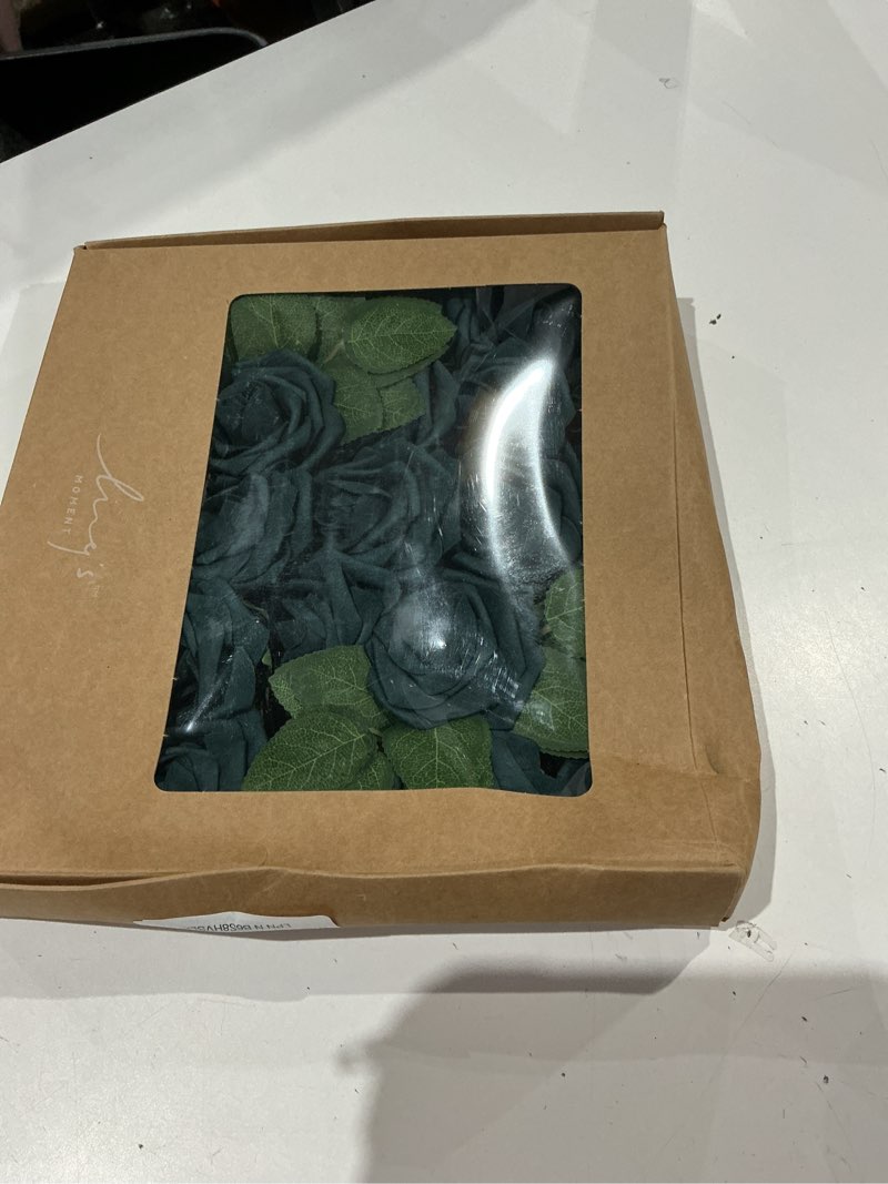 Condition photo showing Good Condition for ling's moment artificial flowers 25pcs peacock green roses decor w/stems,3" diy foam floral for wedding bouquet/centerpieces, outdoors party backdrop, room/table, and garden/pot decorations gn- peacock green 25pcs