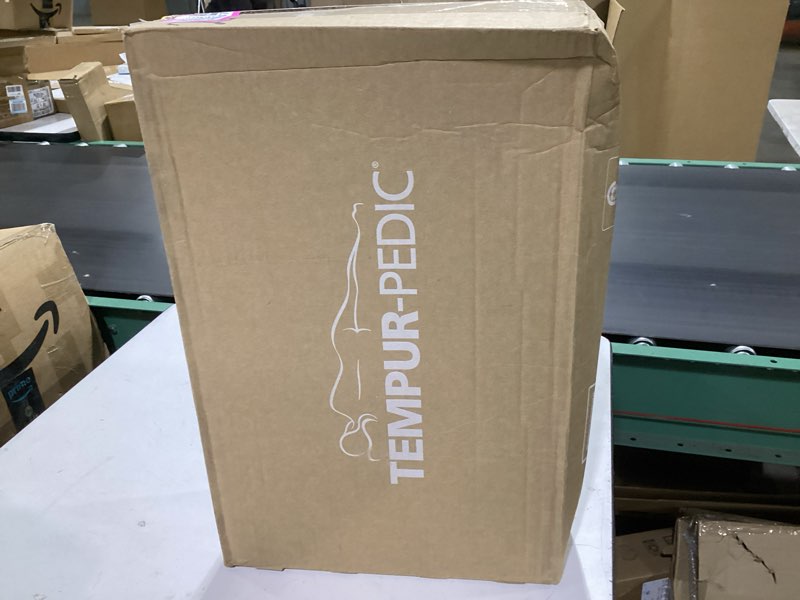 Condition photo showing New/Like New for tempur-pedic tempur-ergo neck pillow, large profile, white high profile 1