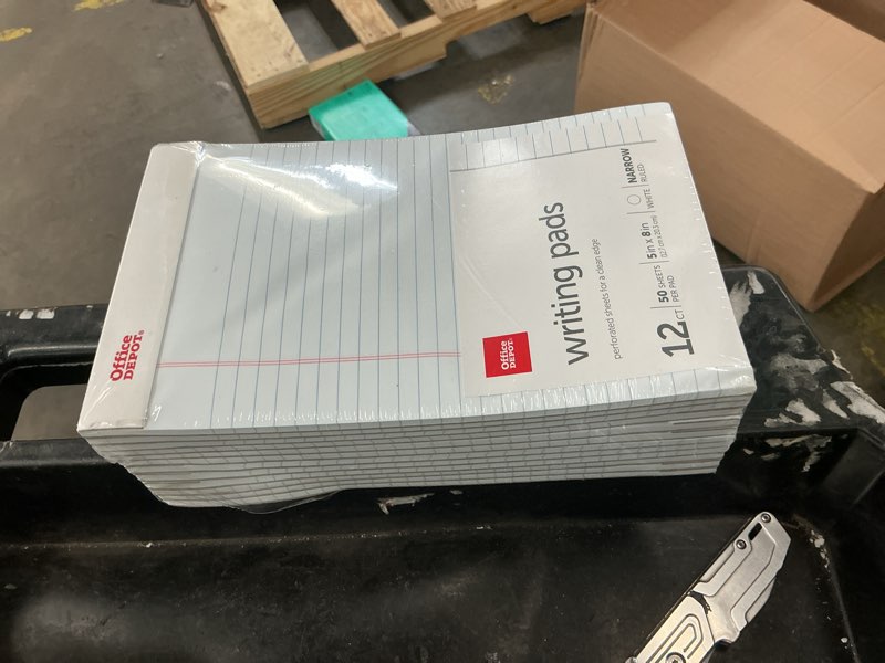Condition photo showing New/Like New for office depot brand perforated writing pads  5     x 8      narrow ruled  50 sheets  white