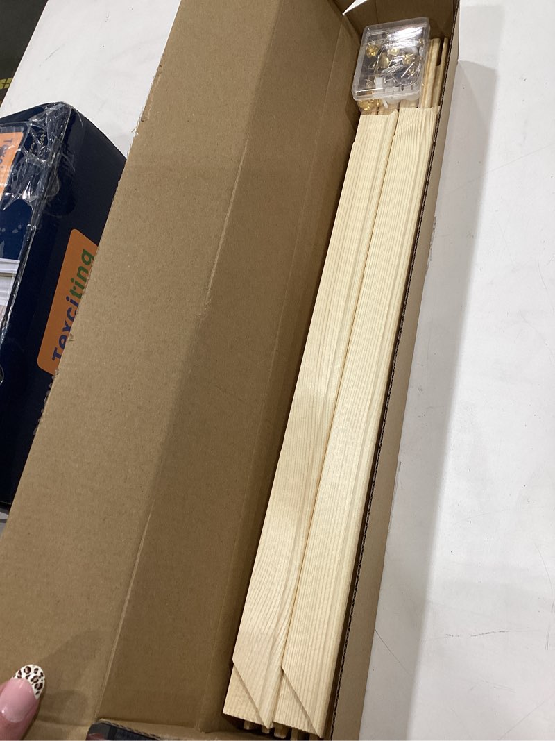 Condition photo showing New/Like New for 2 pack 16"x 20" diy wood canvas stretcher bars,removable canvas frames kit-easy to assemble,wooden frames kit for oil painting,diamond painting,canvas painting and needle arts supplies (16 * 20)