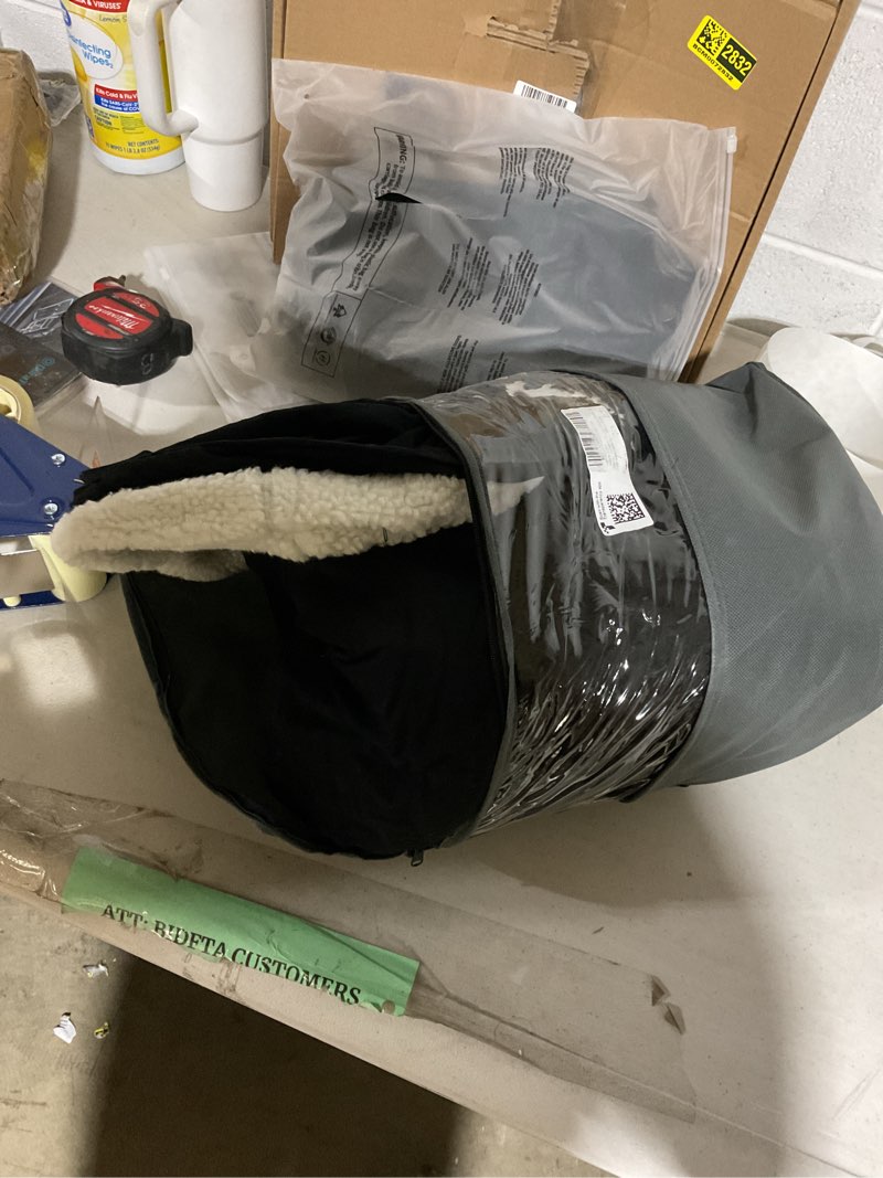 Condition photo showing As Is for wenven women's winter warm sherpa lined jacket heavy parka coat with hood black large