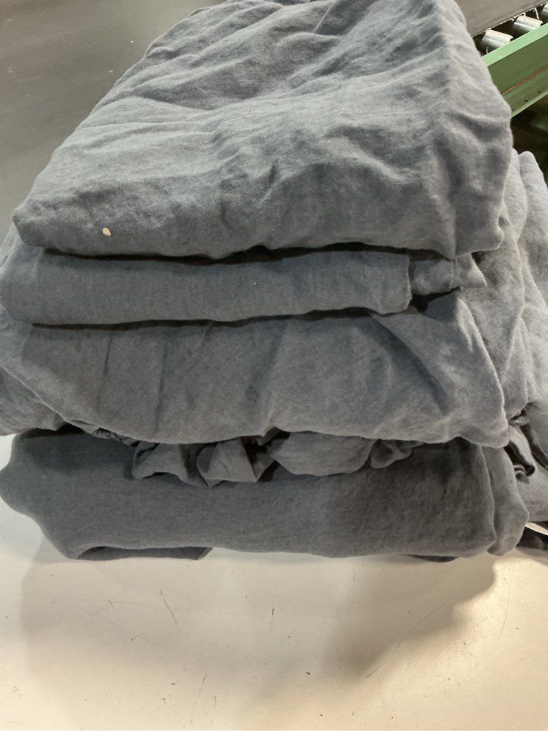 Condition photo showing Good Condition for european linen sheet set, king, nightfall