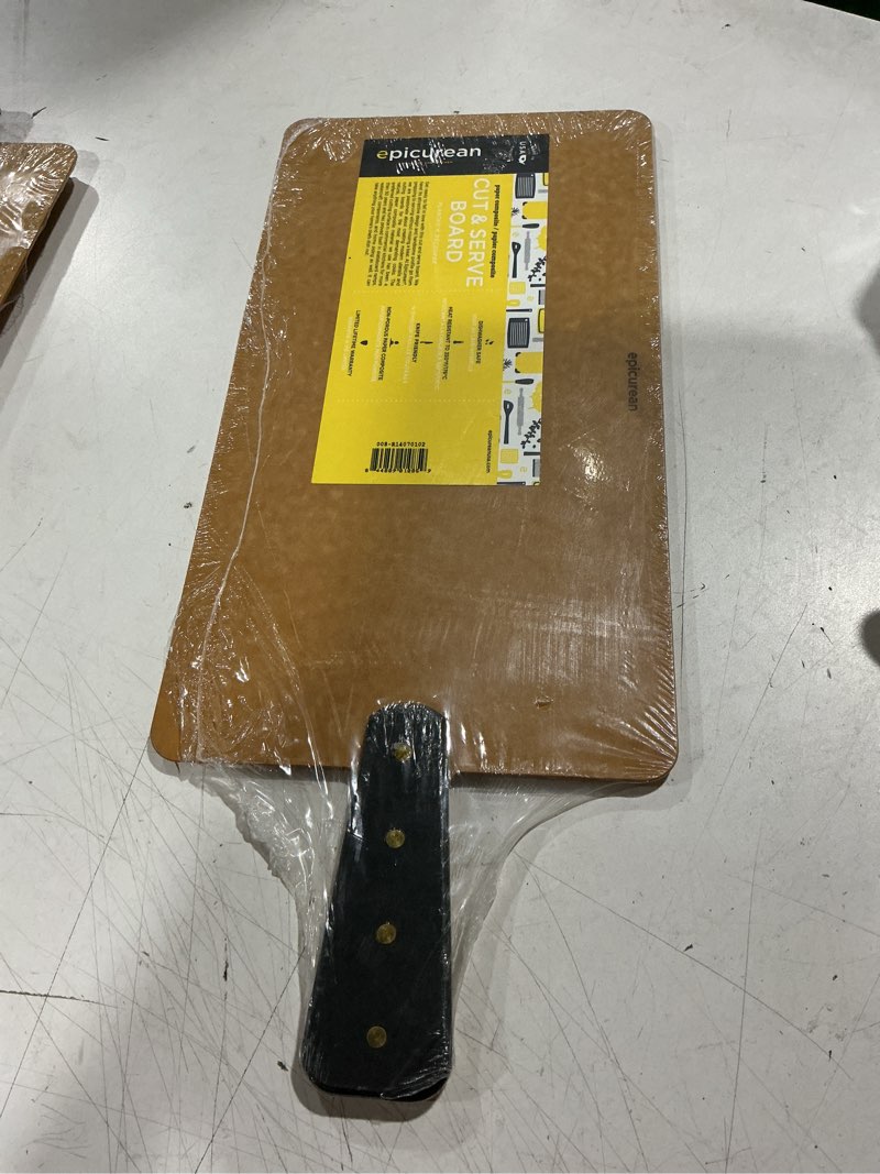 Condition photo showing Good Condition for epicurean handy series 9\" x 7\" riveted handle cutting board natural slate handle