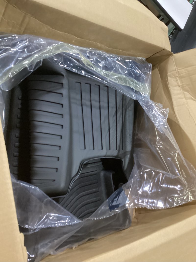 Condition photo showing Good Condition for auxko all weather floor mats fits for honda cr-v 2023 2024 2025 2026 (include hybrid) tpe rubber liners accessory for honda crv 2023 2024 2025 2026 odorless anti-slip mats black crv|2023-2026|floor mats