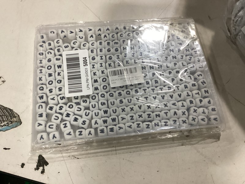 Condition photo showing Good Condition for 260pcs silicone letter beads 12mm white square soft letter bead for name keychains making 10 sets a-z silicone alphabet beads with storage box ideal crafts kit for bracelet keychains