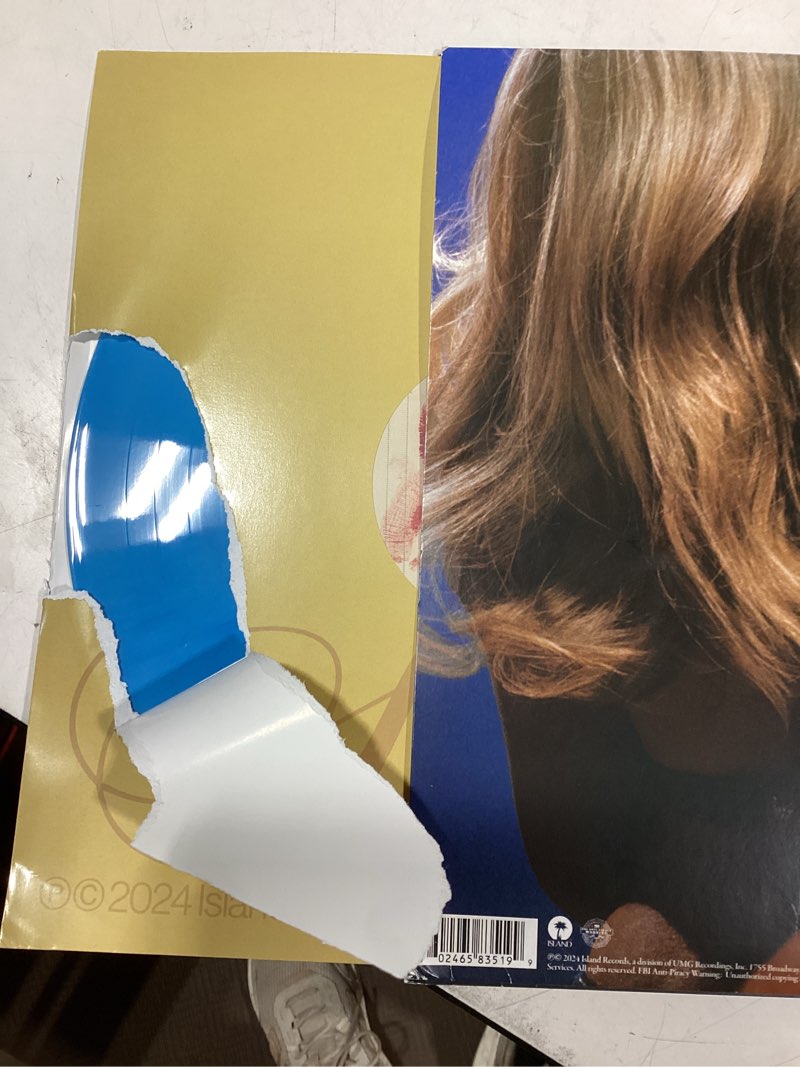 Condition photo showing As Is for sabrina carpenter - short n' sweet