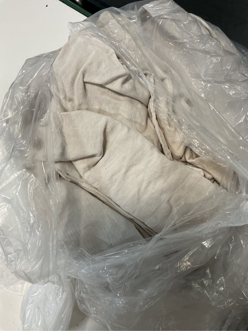 Condition photo showing Good Condition for european linen fitted sheet set, cal king, sand