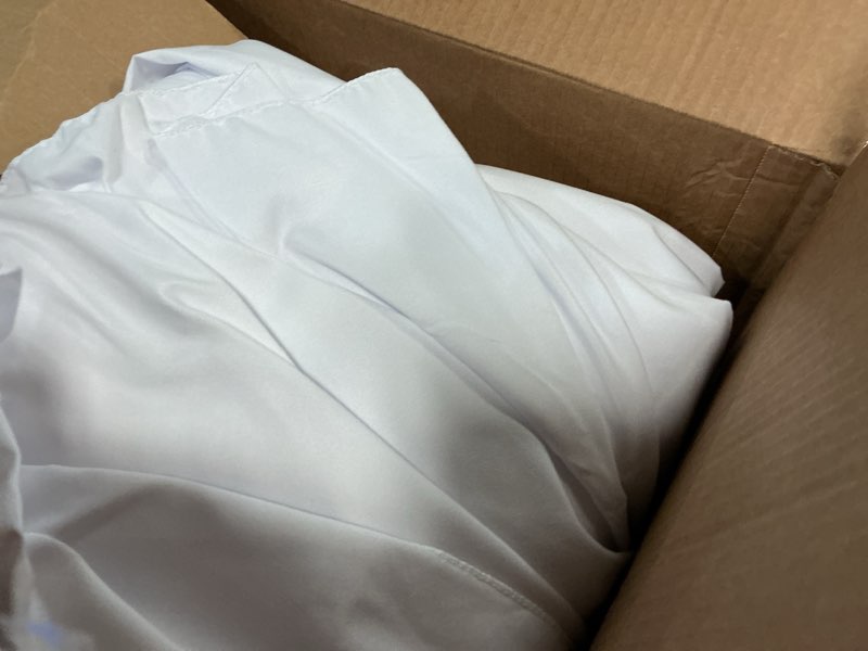 Condition photo showing Good Condition for 10 Pack White Table Cloth Rectangle Table Cloths for 8 Foot Rectangle Tables 60 X 126 Inch Washable Polyester Table Covers, Reusable & Wrinkle Resistant for Weddings, Parties, Events, and Everyday Use White 10 Pack-60*126 Inch