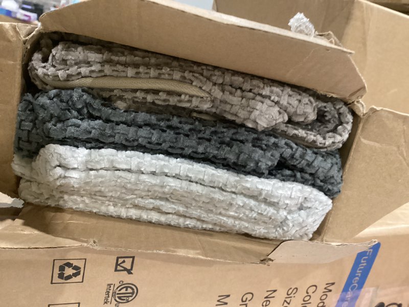 Condition photo showing Good Condition for MIULEE Pack of 4 Couch Throw Pillow Covers 18x18 Inch Neutral Soft Decorative Chenille Pillow Covers Farmhouse Boho Cushion Covers for Mid Century Modern Spring Home Decor Sofa Bedroom Living Room 18" x 18" (Pack of 4) Neutral