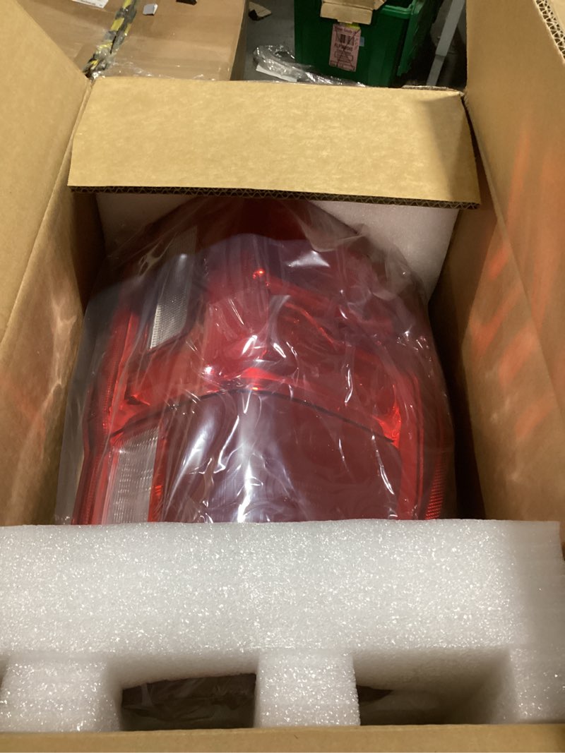 Condition photo showing As Is for led tail lights compatible with 2019-2023 ford ranger xlt lariat w/blind spot (module not included) rear brake lamp signal assembly ?taillights replace kb3z13404g fo2800274 (right passenger side) right passenger side led type w/blind spot